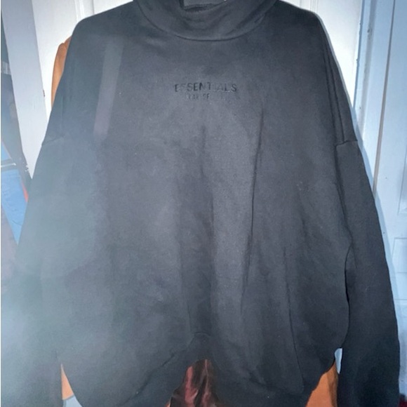 Essential hoodie - Picture 1 of 5